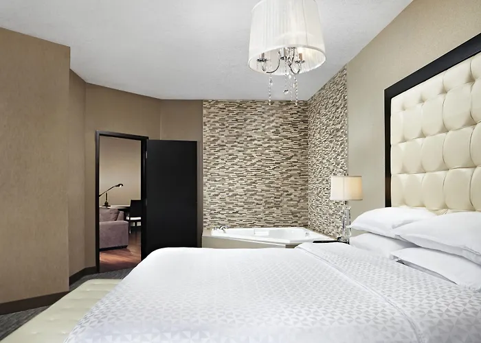 Four Points By Sheraton Hotel & Suites Calgary West
